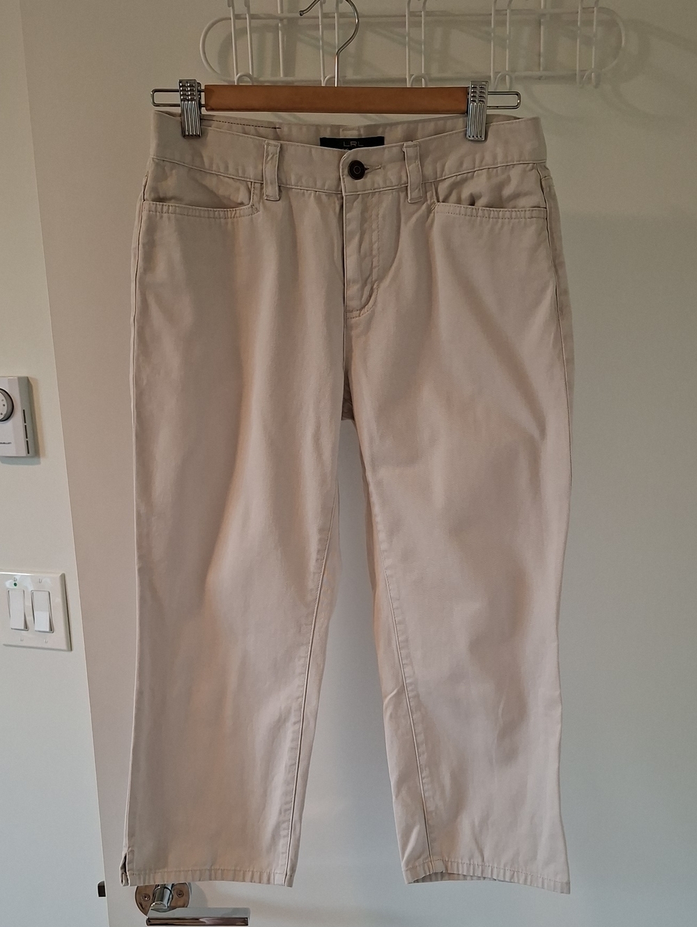 Vintage Lauren Ralph Lauren Classic Preppy Beige Chino Mid-rise Capris (US 4)